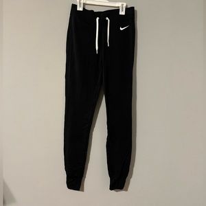 Women’s Nike Joggers - Black